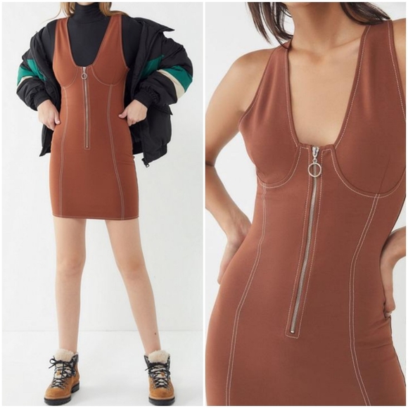 Charlotte Russe Chandler Zip Front Bodycon Dress - Picture 1 of 7